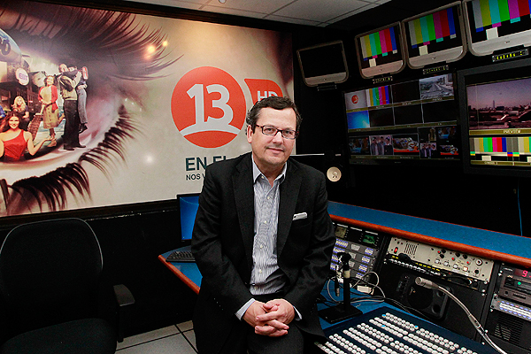 Tras dos años, Cristián Bofill deja la dirección ejecutiva de Canal 13