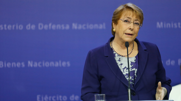 Presidenta Bachelet realiza cambios de subsecretarios y directores de servicio