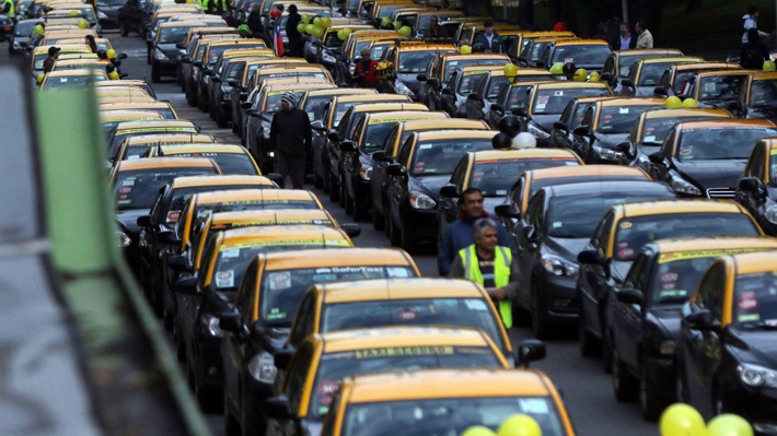 A fin de mes operará aplicación de taxistas: 