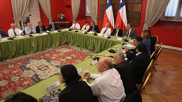Ministro Fernández llamó a la Nueva Mayoría a definir un candidato presidencial en enero de 2017