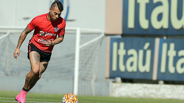 Eduardo Vargas se abre a la opci&oacute;n de ir al f&uacute;tbol chino: 