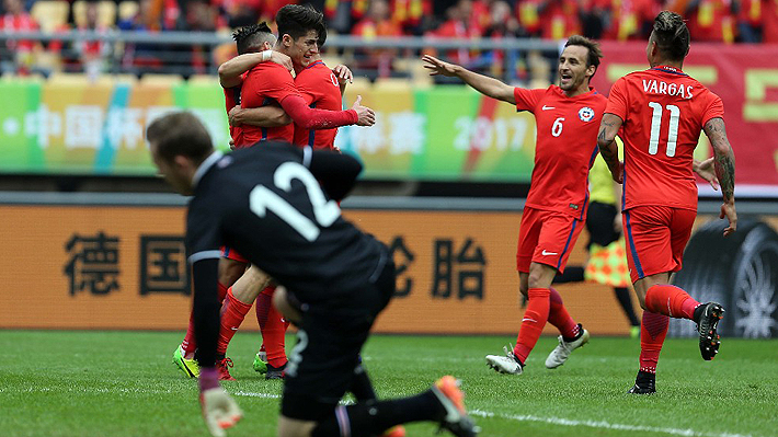 Con gol de Ángelo Sagal, Chile gana a Islandia y se corona campeón de la China Cup