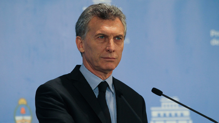 Presidente Macri firma decreto que endurece el control migratorio en Argentina
