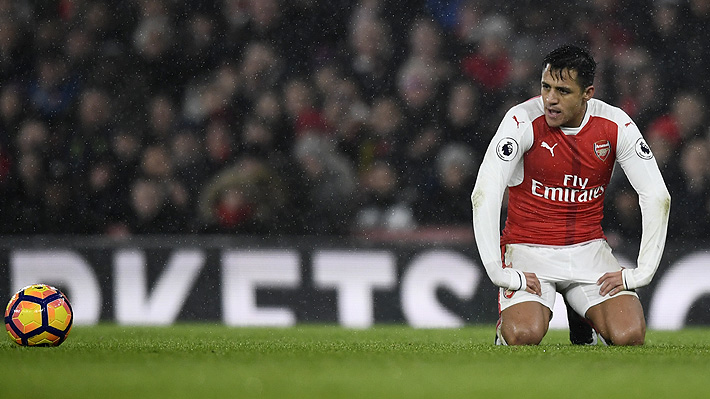 Gran partido de Alexis S&aacute;nchez no basta y el Arsenal sufre dura derrota en la Premier