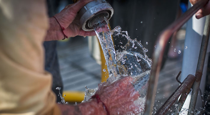 Aguas Andinas informa que m&aacute;s del 90% de los clientes afectados por cortes ya cuenta con suministro