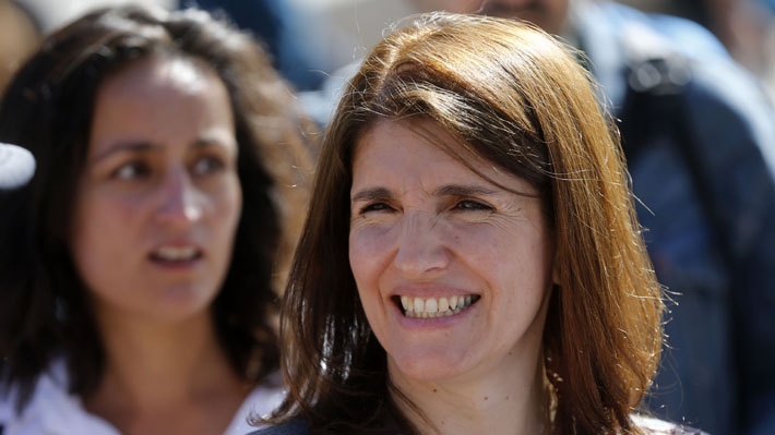 Ministra Narv&aacute;ez asegura que la estabilidad democr&aacute;tica del pa&iacute;s se debe en gran parte a la centroizquierda