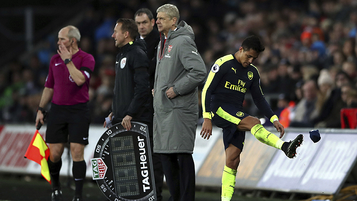 En Inglaterra disparan con todo contra Alexis Sánchez por su actitud: 