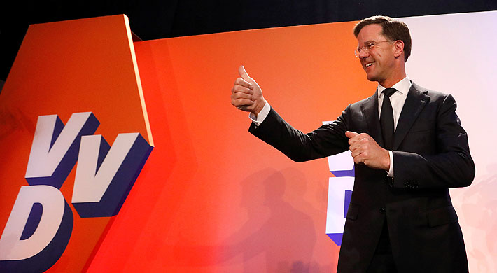 Primer Ministro Mark Rutte celebra su victoria sobre 