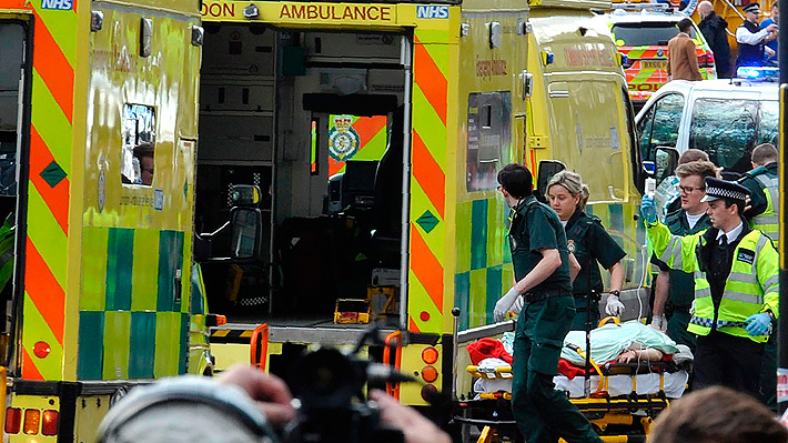 Ataque en las afueras del Parlamento en Londres deja un muerto y varios heridos