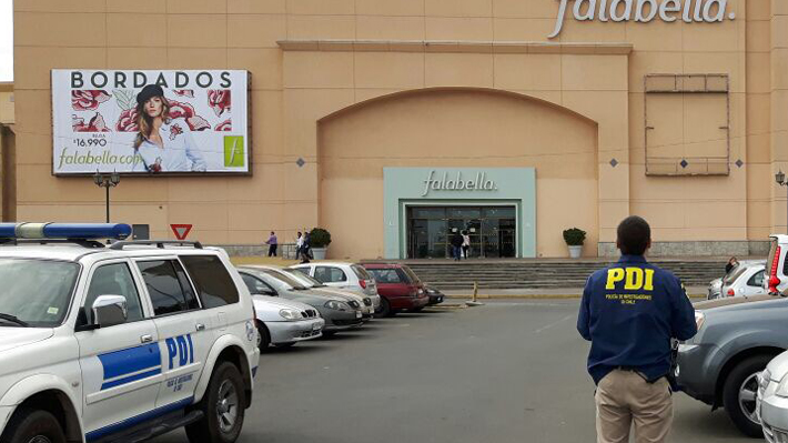 Roban herencia de $121 millones a dos mujeres en estacionamiento de mall en La Serena