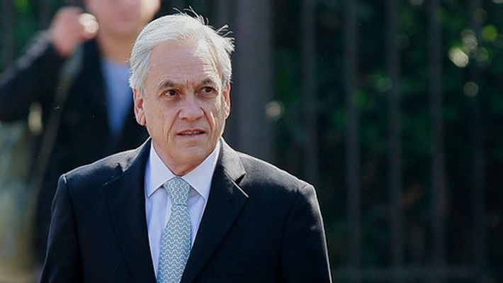 Piñera asegura que gritos por Pinochet no definen su posición: Sostener eso 