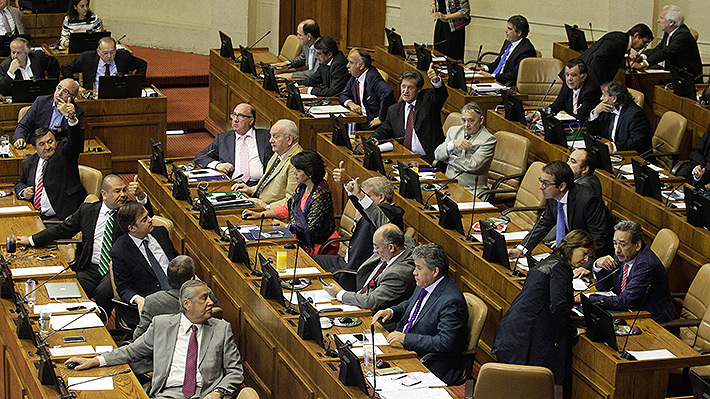 C&aacute;mara elimina de registro de asesores externos a firma del profesional acusado de hurtar pc a ministra Krauss