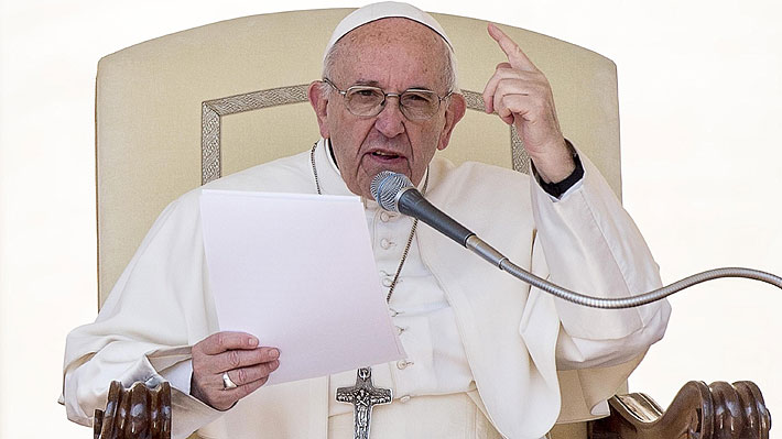 Papa Francisco condena el atentado contra los cristianos en iglesia de Egipto