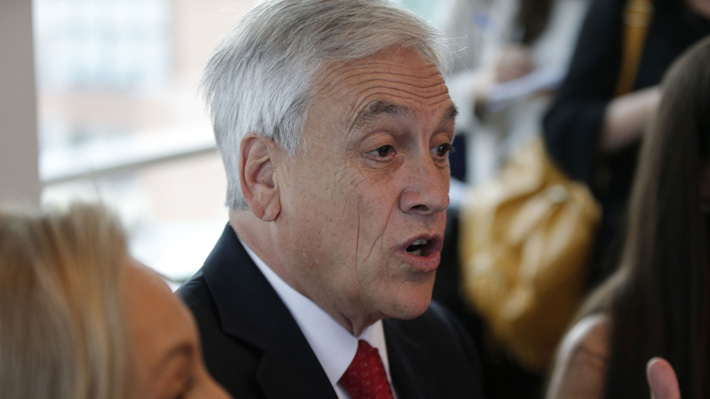 Pi&ntilde;era asegura estar dispuesto a competir en primarias 