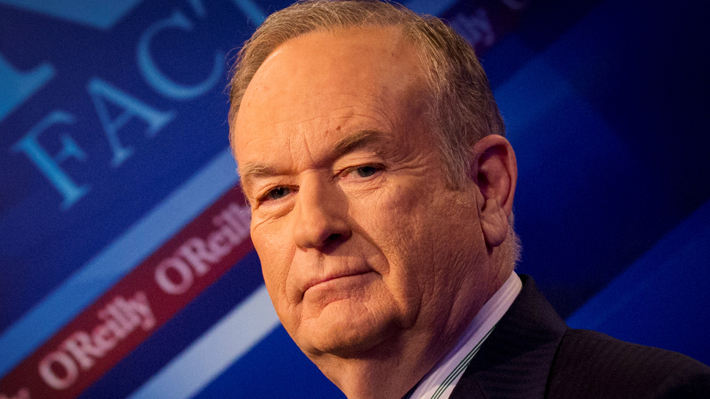 Presentador insigne de Fox News es desvinculado del canal tras escándalo por supuesto acoso sexual