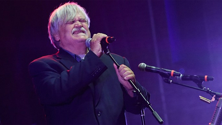 Figura del rock estadounidense muere sobre el escenario en pleno concierto