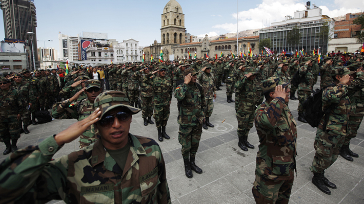 Bolivia movilizó a grupo de élite de FF.AA. a frontera con Chile para 