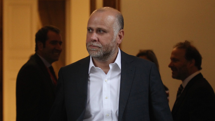 El dif&iacute;cil inicio de gesti&oacute;n de &Aacute;lvaro Elizalde a un mes de asumir la conducci&oacute;n del PS