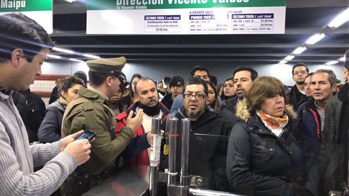 Ministra de Transportes lamenta falla de Metro y pide 