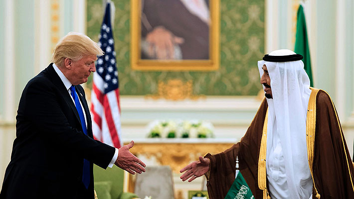 Donald Trump firma importante acuerdo armamentístico con Arabia Saudita