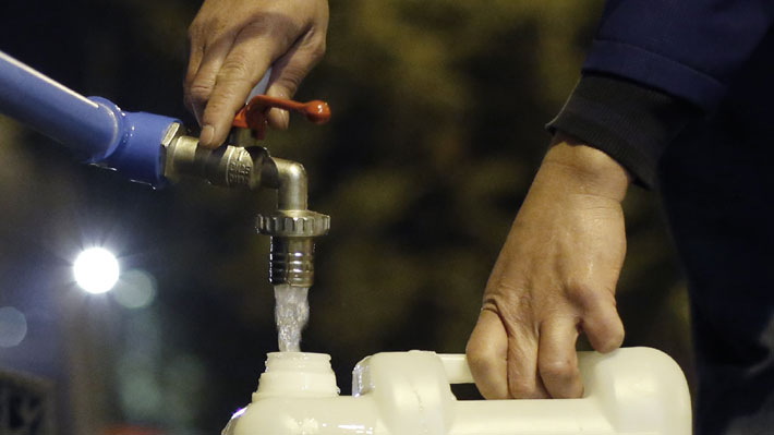 Corte de agua: Autoridades acusan que responsables no informaron sobre fuga que provoc&oacute; corte masivo