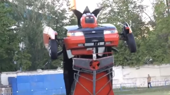 Este Transformers es real y está inspirado en un Lada