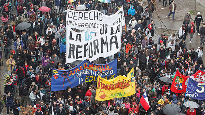 Revisa los desv&iacute;os de tr&aacute;nsito que se realizar&aacute;n en Valpara&iacute;so y Santiago por la Cuenta P&uacute;blica de este jueves