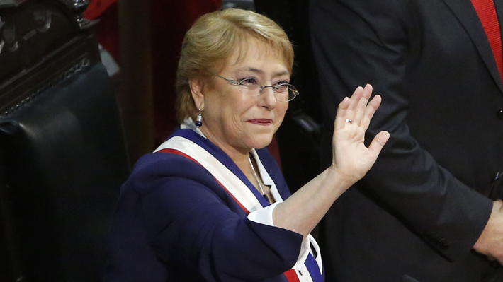 Bachelet confirma fin del CAE y llama a 