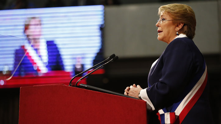 Bachelet defiende logros en materia económica pese a bajos niveles de crecimiento