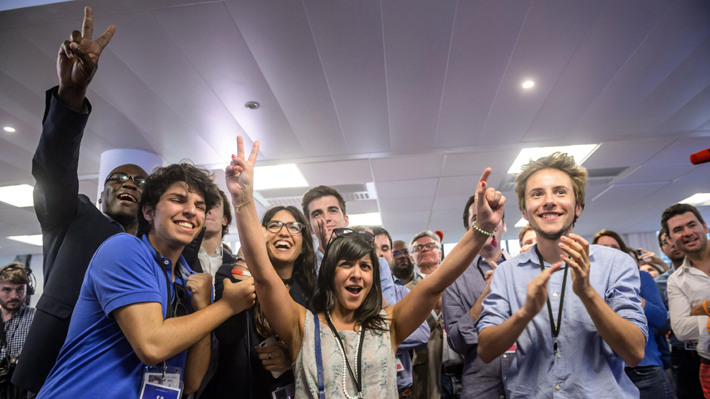 Partido de Macron gana primera vuelta de legislativas, seg&uacute;n proyecciones