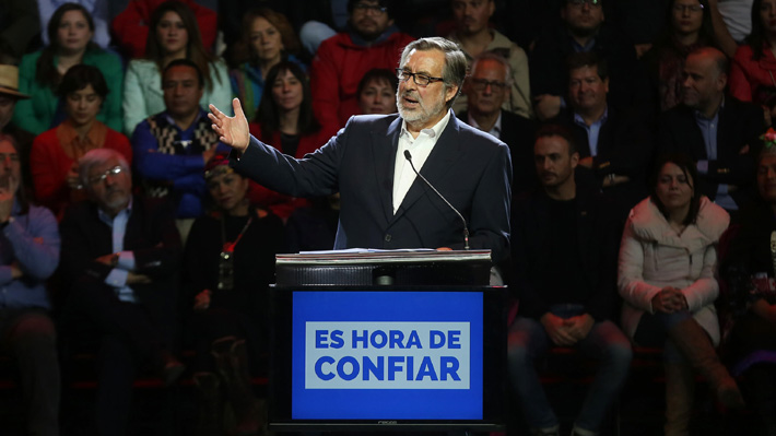 Fijar precio del d&oacute;lar: El origen del error que 