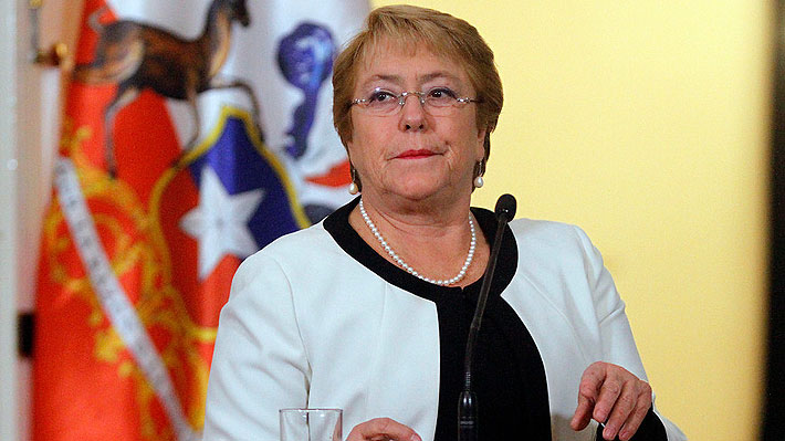 Presidenta Bachelet se suma a críticas por frase de Piñera: 