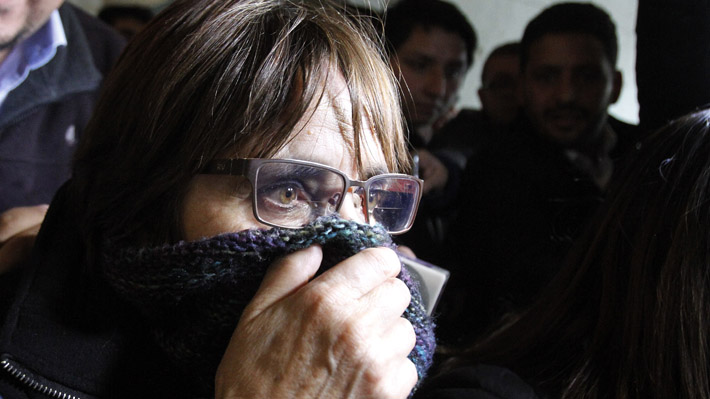 Corte ordena prisión preventiva para conductora de furgón escolar que habría atropellado a niña