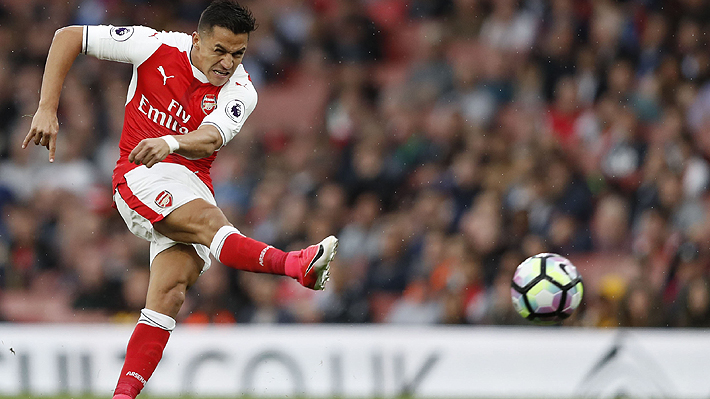 Se enreda el futuro de Alexis: El jugador est&aacute; forzando su salida, pero el Arsenal no lo deja partir