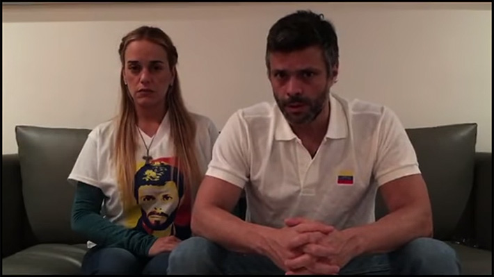 Leopoldo López llama a seguir en la lucha y anuncia embarazo de Lilian Tintori