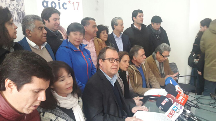 Alcaldes DC piden a la mesa directiva impedir candidatura de Rincón y solicitan que Goic siga en carrera