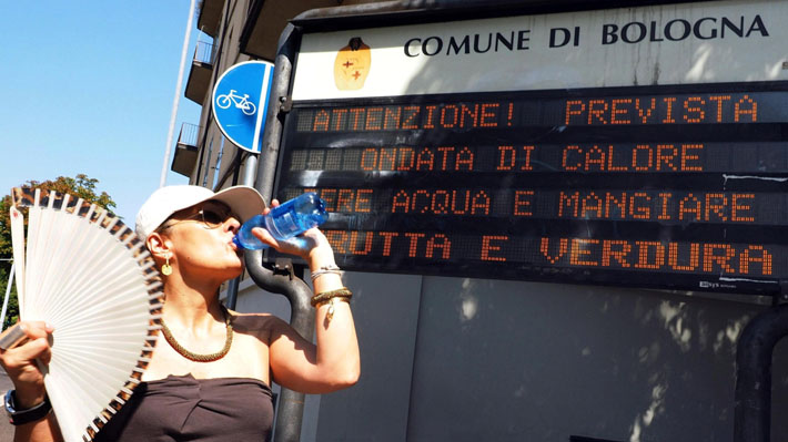 Ola de calor en Italia deja una tercera víctima fatal: Aluvión arrastró su auto en los Alpes