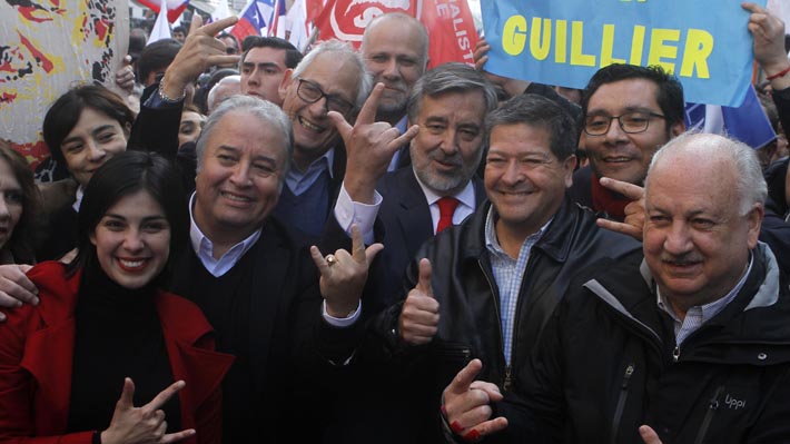 Guillier prepara nueva fase de campa&ntilde;a con cambios en su comando en busca de "un equipo m&aacute;s s&oacute;lido"