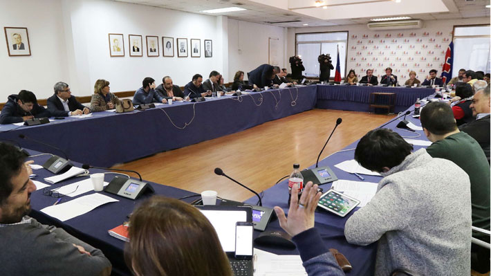 DC: Proponen excluir de candidaturas a condenados por tribunales o que enfrenten una investigación formalizada