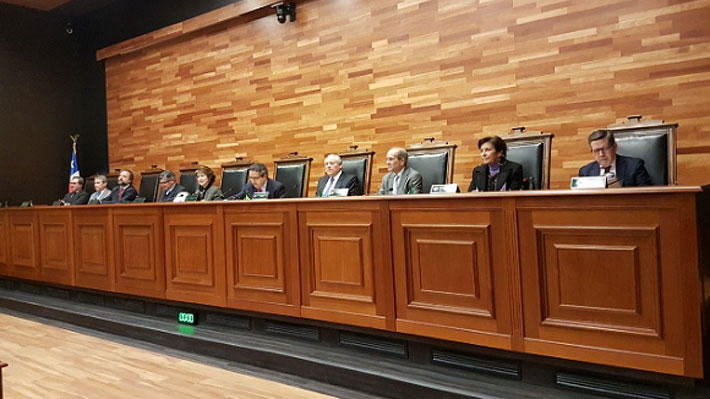 Aborto: Ministros del TC inician debate para decidir si declaran admisible requerimiento de senadores de Chile Vamos