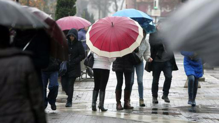 Lluvias en la Región Metropolitana comenzarían a las 21 horas y se prolongarán por doce horas