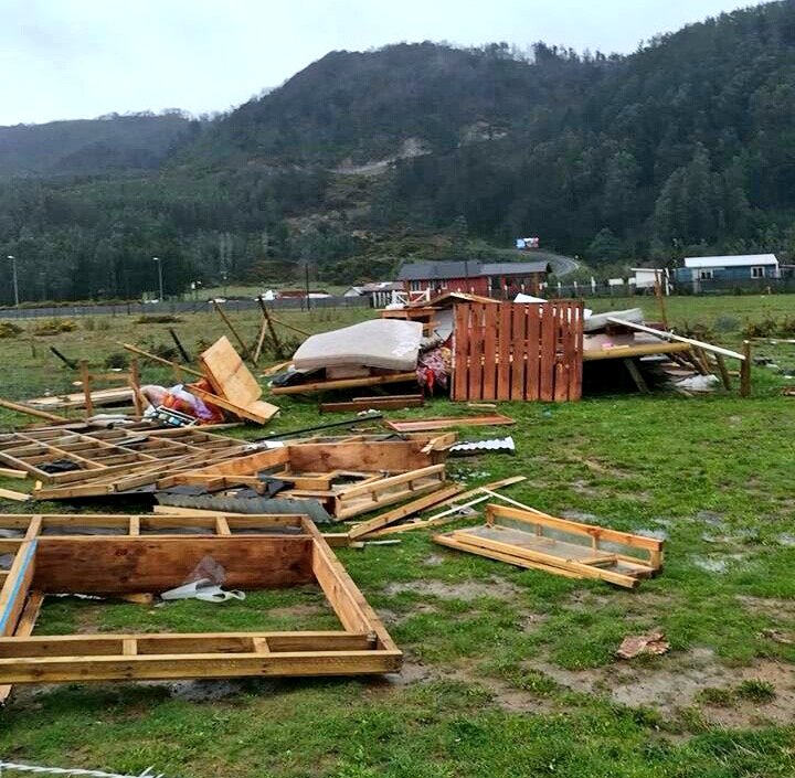 Tromba marina en Llico destruye una casa y provoca cortes de energ&iacute;a
