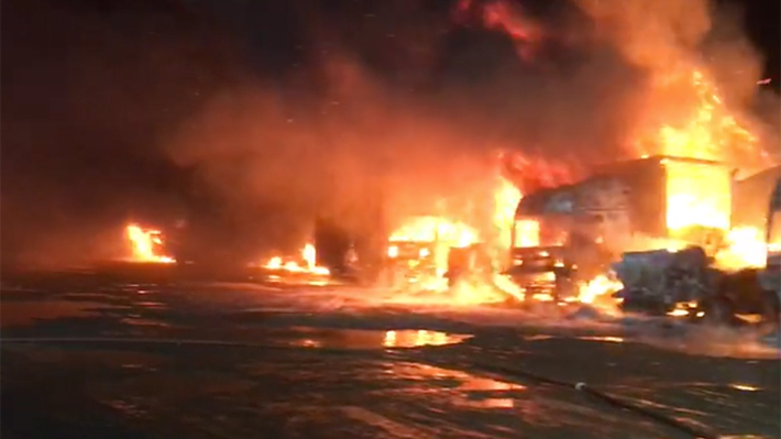 Video: Revisa la quema de 18 camiones en la Araucanía