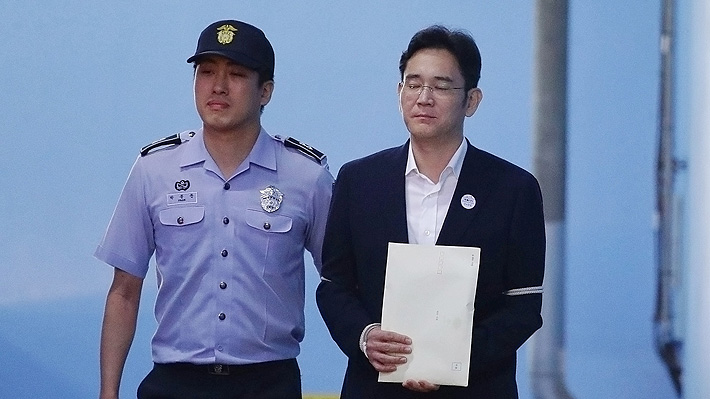 De cabecilla de Samsung a condenado por la justicia: La historia de Lee Jae-yong