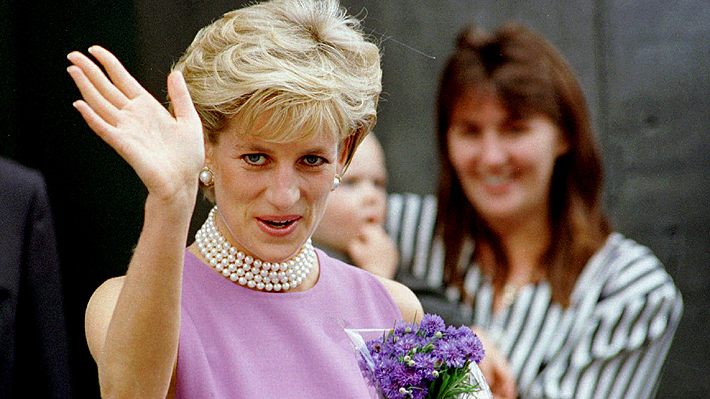 ¿Y si Diana hubiese sobrevivido? A 20 años de su muerte, nueva novela plantea otro destino para Lady Di