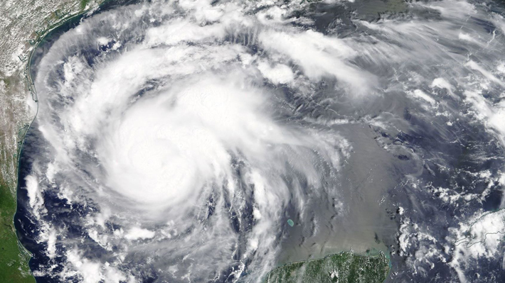 Hurac&aacute;n Harvey pierde intensidad y se advierten "inundaciones catastr&oacute;ficas"