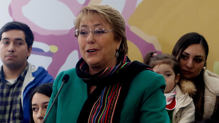 Bachelet y polémica por Dominga: "Hay gente que cree que si uno se preocupa por el medio ambiente la economía no va seguir creciendo"