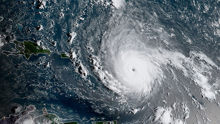 Irma se convierte en huracán de categoría 5 y es calificado de "extremadamente peligroso"