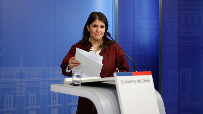 Pol&eacute;mica por informes plagiados: Gobierno asegura que Guillier "ha hablado con transparencia"