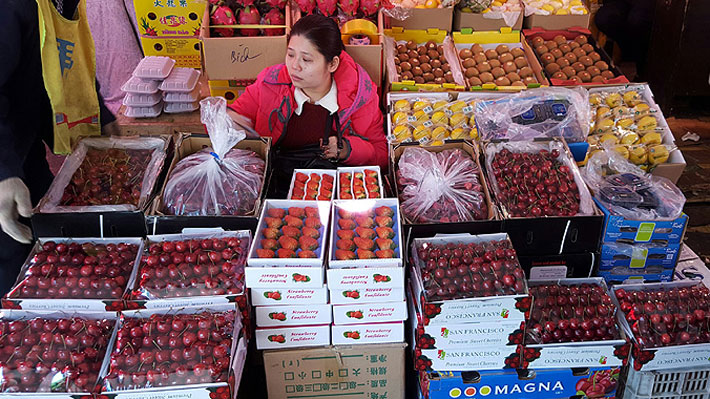 ¿Cómo es la campaña de US$5 millones que publicita cerezas chilenas en China?